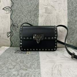 Picture of Valentino Handbags _SKUfw140700838fw